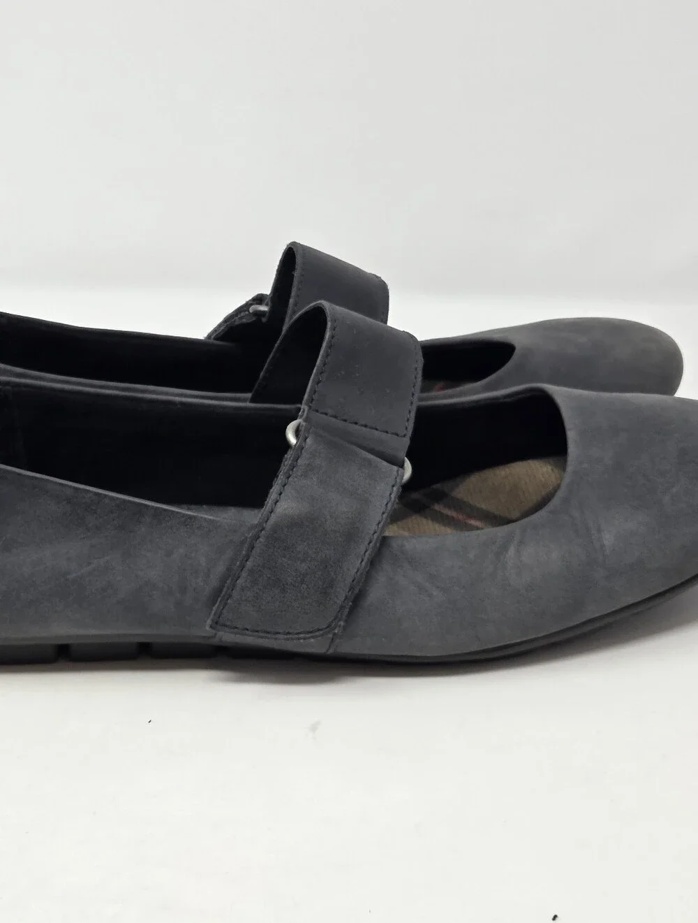 Born Womens Mary Jane Flats Dark Grey Leather Hook Loop Strap F03604 Size 9.5M